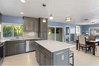 11305 NW 38th St, Coral Springs, FL 33065 - Photo 8