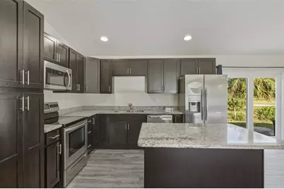 8007  Royal Court, Labelle, FL 33935 - Photo 12