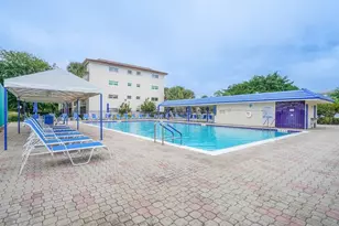 3201 Portofino Point, Coconut Creek, FL 33066 - Photo 36