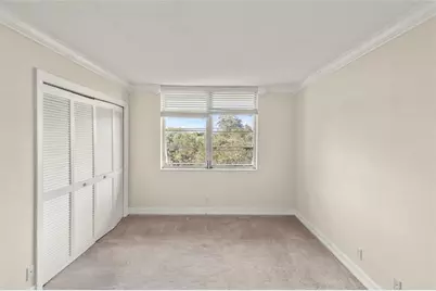 3900  Oaks Clubhouse Dr, Unit #507, Pompano Beach, FL 33069 - Photo 12