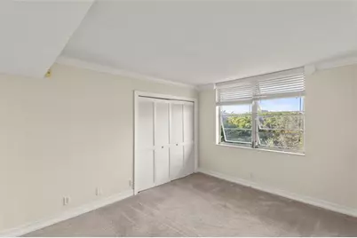 3900  Oaks Clubhouse Dr, Unit #507, Pompano Beach, FL 33069 - Photo 20