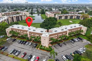 10402 Sunrise Lakes Blvd, Sunrise, FL 33322 - Photo 2