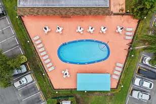 10402 Sunrise Lakes Blvd, Sunrise, FL 33322 - Photo 24