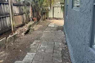 823 NE 14th Pl, Fort Lauderdale, FL 33304 - Photo 14