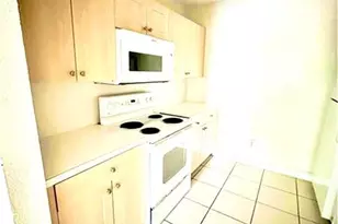 760 SE 2nd Ave, Deerfield Beach, FL 33441 - Photo 4