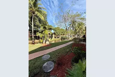 760 SE 2nd Ave, Unit #D112, Deerfield Beach, FL 33441 - Photo 2