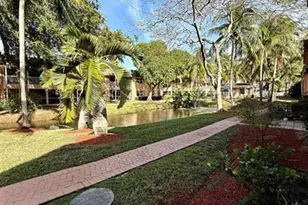 760 SE 2nd Ave, Deerfield Beach, FL 33441 - Photo 2