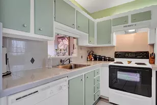 4800 NW 35th St, Lauderdale Lakes, FL 33319 - Photo 12