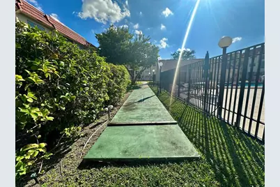 2651 E Sunrise Lks Dr, Unit #308, Fort Lauderdale, FL 33322 - Photo 16