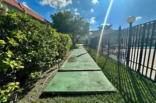 2651 E Sunrise Lks Dr Unit, Fort Lauderdale, FL 33322 - Photo 16