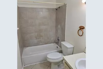 7931  Southgate Blvd, Unit #E-9, Pompano Beach, FL 33068 - Photo 12