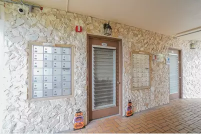 3201  Portofino Pt, Unit #F1, Coconut Creek, FL 33066 - Photo 30