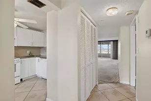 2571 Aragon Blvd, Sunrise, FL 33322 - Photo 8