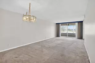 2571 Aragon Blvd, Sunrise, FL 33322 - Photo 10