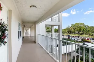 3510 Oaks Way, Pompano Beach, FL 33069 - Photo 40