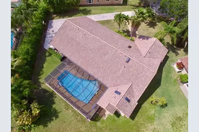 197 NW 113th Way, Coral Springs, FL 33071 - Photo 2