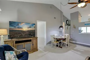 5725 Pelican Pointe Dr, Sebastian, FL 32958 - Photo 16