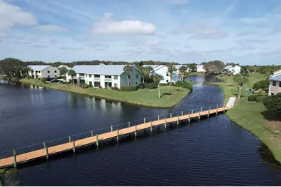 5725  Pelican Pointe Dr, Unit #4, Sebastian, FL 32958 - Photo 60