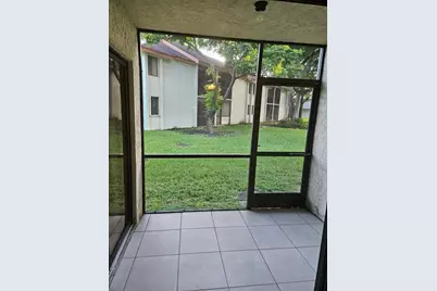 5583  Courtyard Dr, Unit #5583, Margate, FL 33063 - Photo 10