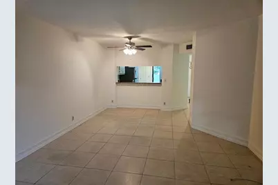 5583  Courtyard Dr, Unit #5583, Margate, FL 33063 - Photo 12