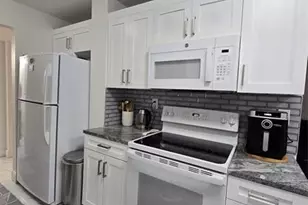 3400 Blue Lake Dr, Pompano Beach, FL 33064 - Photo 8