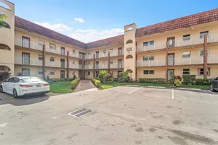 8880 Sunrise Lakes Blvd, Sunrise, FL 33322 - Photo 14