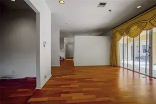 140 Royal Palm Ct, Plantation, FL 33317 - Photo 4