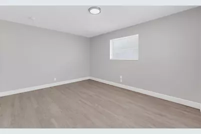 3240  Sheridan Ln, Hollywood, FL 33021 - Photo 24