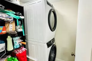 2200 S Cypress Bend Dr, Pompano Beach, FL 33069 - Photo 20