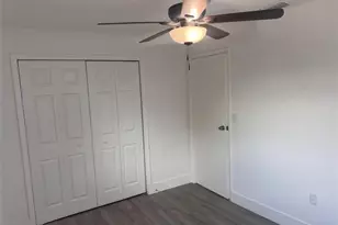 8361 NW 27th Pl, Sunrise, FL 33322 - Photo 12