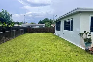 8361 NW 27th Pl, Sunrise, FL 33322 - Photo 26