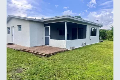 8361 NW 27th Pl, Sunrise, FL 33322 - Photo 30