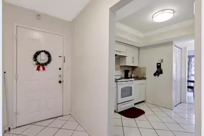 5570 NW 44th St, Unit #518A, Tamarac, FL 33319 - Photo 4