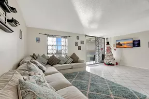 5570 NW 44th St, Tamarac, FL 33319 - Photo 10