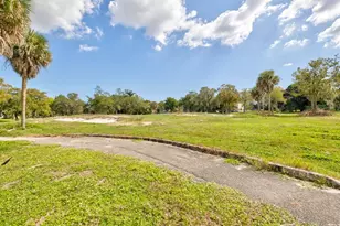 5570 NW 44th St, Tamarac, FL 33319 - Photo 24