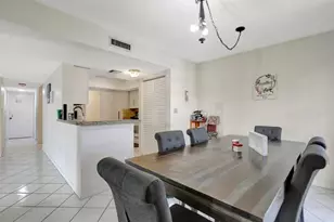 5570 NW 44th St, Tamarac, FL 33319 - Photo 8