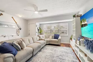 121 NW Doreen St, Port Saint Lucie, FL 34983 - Photo 6