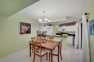 8267 Severn Dr, Boca Raton, FL 33433 - Photo 10