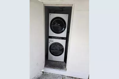 5715 NW 6th Ave, Miami, FL 33127 - Photo 14