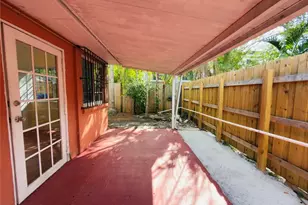 3172 McDonald St, Miami, FL 33133 - Photo 36