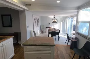 321 Mid Pines Rd, Palm Springs, FL 33461 - Photo 8