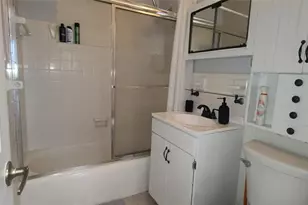 321 Mid Pines Rd, Palm Springs, FL 33461 - Photo 16