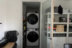 444 NE 30th St, Miami, FL 33137 - Photo 10