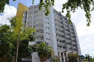 444 NE 30th St, Miami, FL 33137 - Photo 12