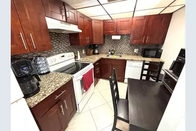 737 SE 1st Way, Unit #302, Deerfield Beach, FL 33441 - Photo 6