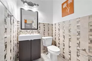 659 NW 88th Dr, Coral Springs, FL 33071 - Photo 8