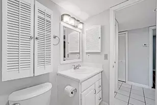 7552 Stirling Rd, Hollywood, FL 33024 - Photo 8