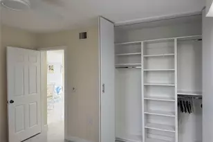 1520 Whitehall Dr, Davie, FL 33324 - Photo 16