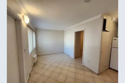 2213  Lincoln St, Unit #14, Hollywood, FL 33020 - Photo 4