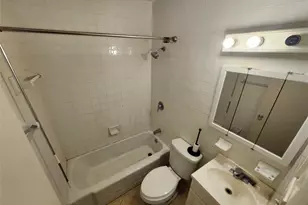 2213 Lincoln St, Hollywood, FL 33020 - Photo 8